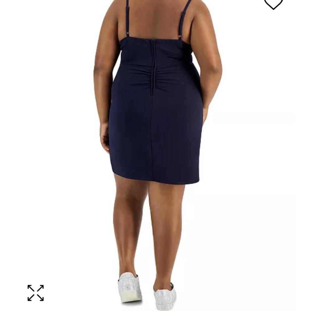 Trendy Plus SIze Slit- Hem V- Neck Dress. Size 22